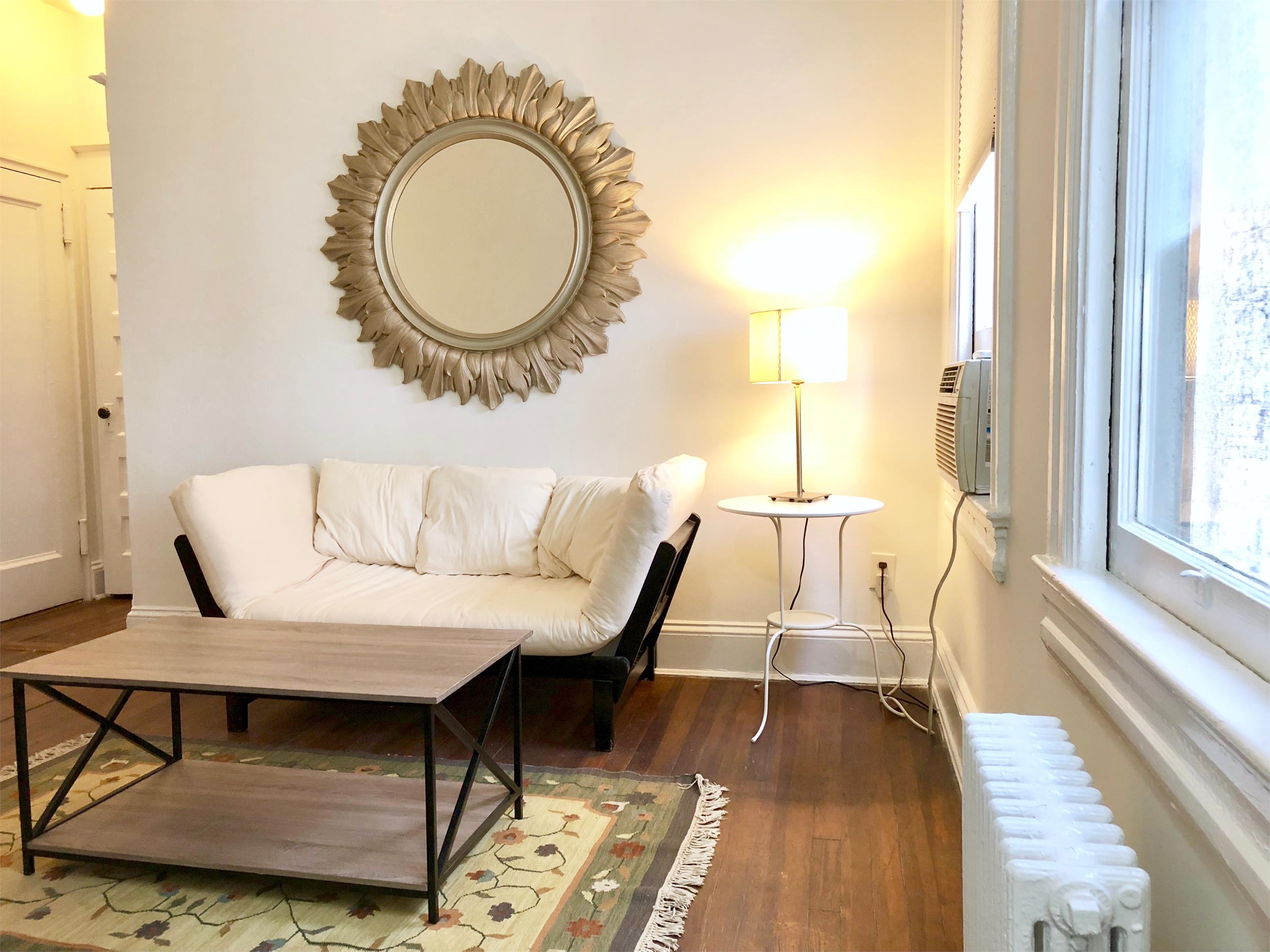 216 Maryland Ave. NE - 204